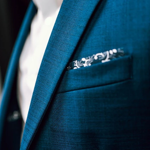 L'élégance du pantalon Ycoo : Un incontournable de la mode