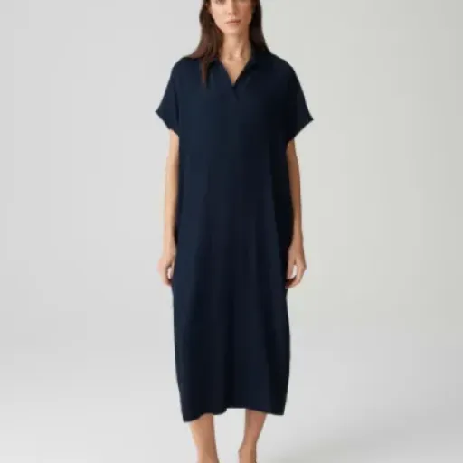 Test OPUS Robe midi Wanni : une robe simple, fluide, mais pas faite pour les grosses chaleurs