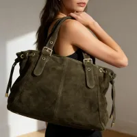 Test Gave Lux GLX22011023FBG : un grand sac en cuir qui mise sur le pratique plus que sur le bling