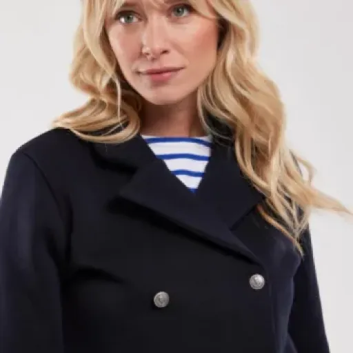 Test Veste croisée NEVEZ M Rich Navy : le gilet en maille qui fait sérieux sans faire mamie