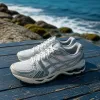 Pourquoi les Asics Gel Kayano 14 white fjord grey s’imposent comme sneakers rétro techniques incontournables